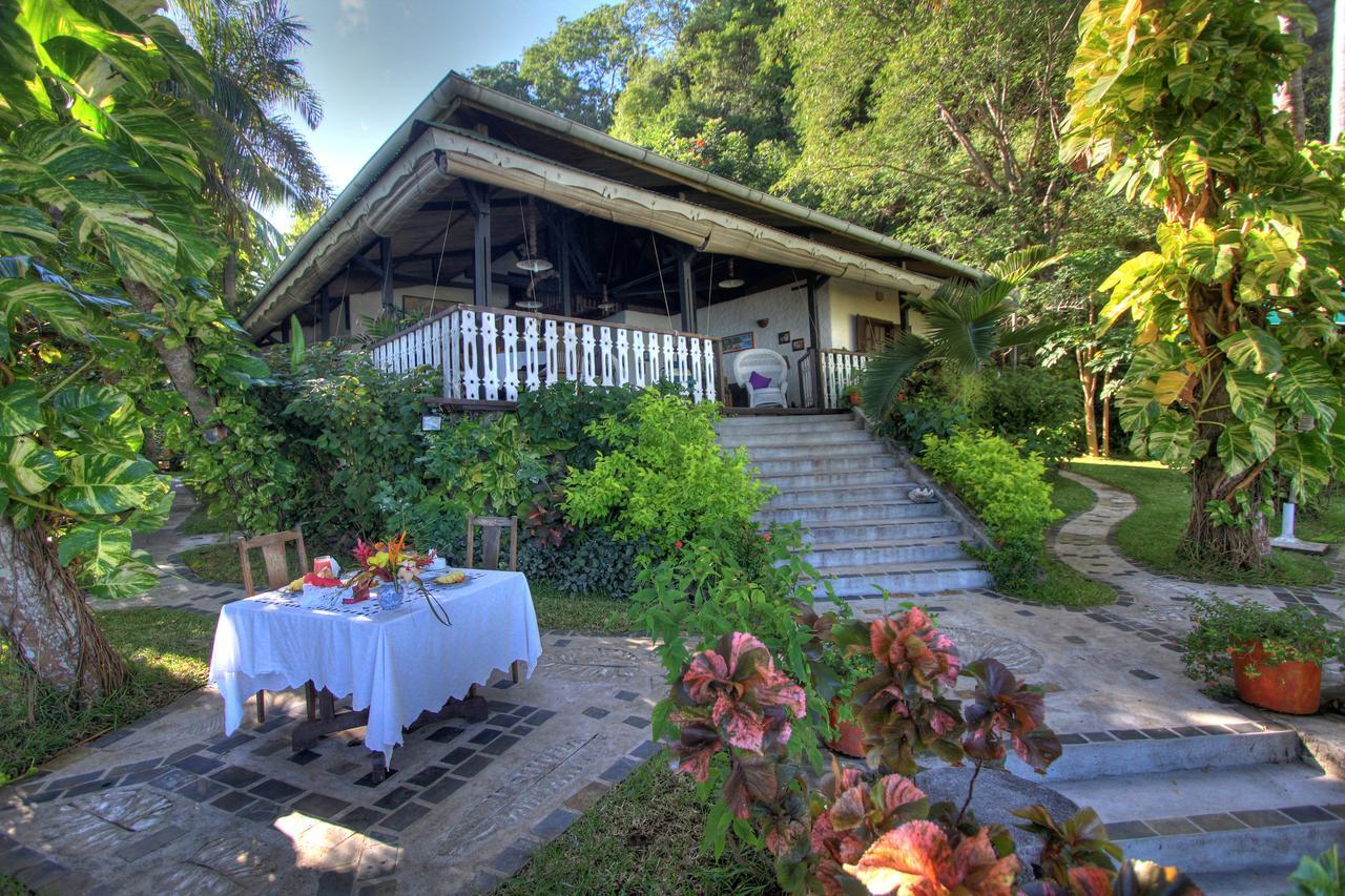 Hotel Gerard Et Francine Ambatoloaka  Exteriér fotografie