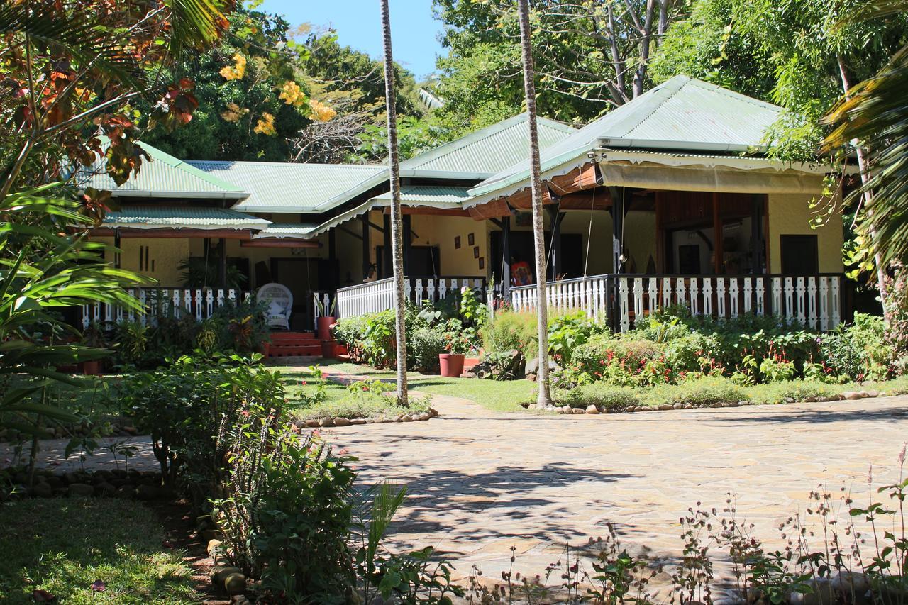 Hotel Gerard Et Francine Ambatoloaka  Exteriér fotografie